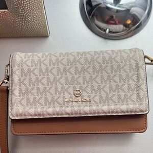 Michael Kors Cream and Tan Clutch